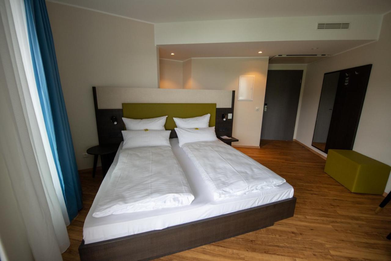 Einstein Hotel Am Roemerpark Andernach Eksteriør bilde